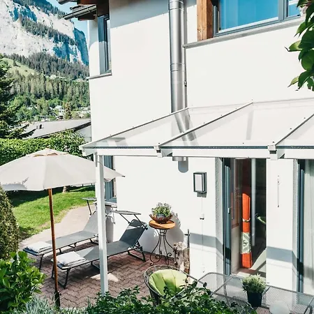 Charming 4 Bed Flat In * Flims