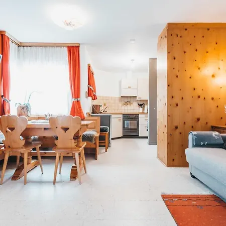 Charming 4 Bed Flat In Daire Flims