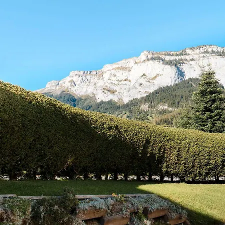 Charming 4 Bed Flat In *