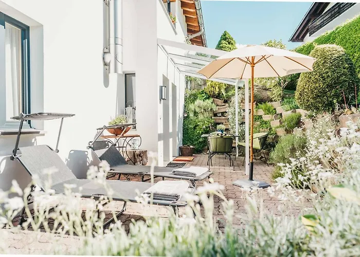 Charming 4 Bed Flat In Flims