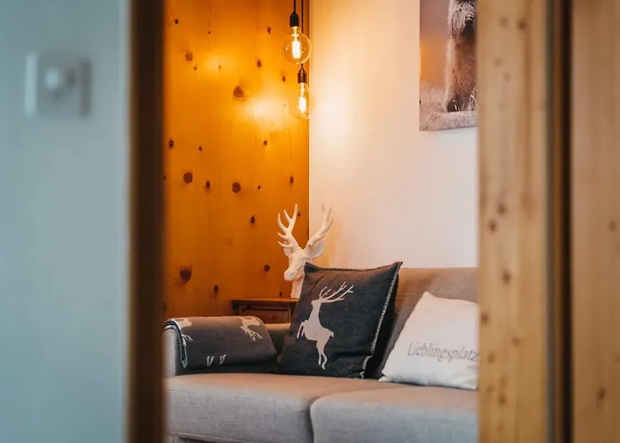 Charming 4 Bed Flat In * Flims