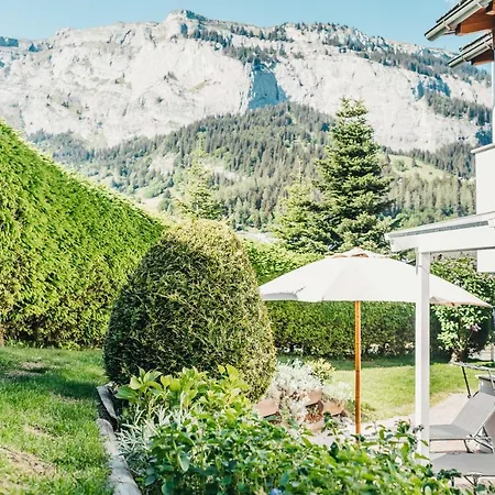 Charming 4 Bed Flat In Flims