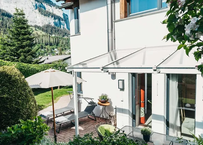Charming 4 Bed Flat In * Flims