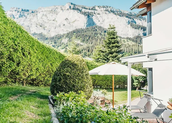 Charming 4 Bed Flat In Flims