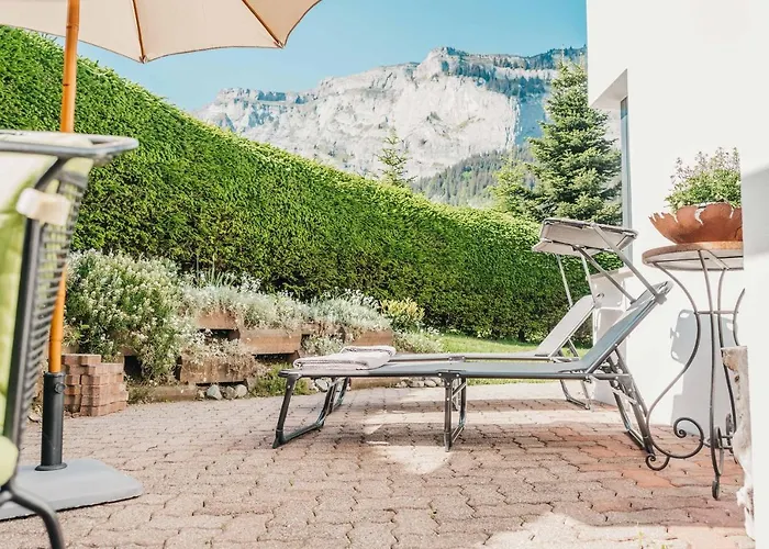 Charming 4 Bed Flat In * Flims