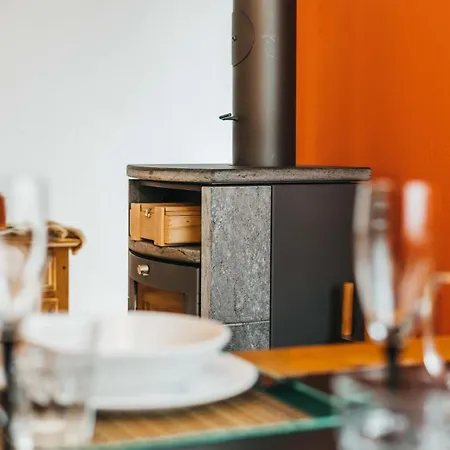 Апартаменты Charming 4 Bed Flat In